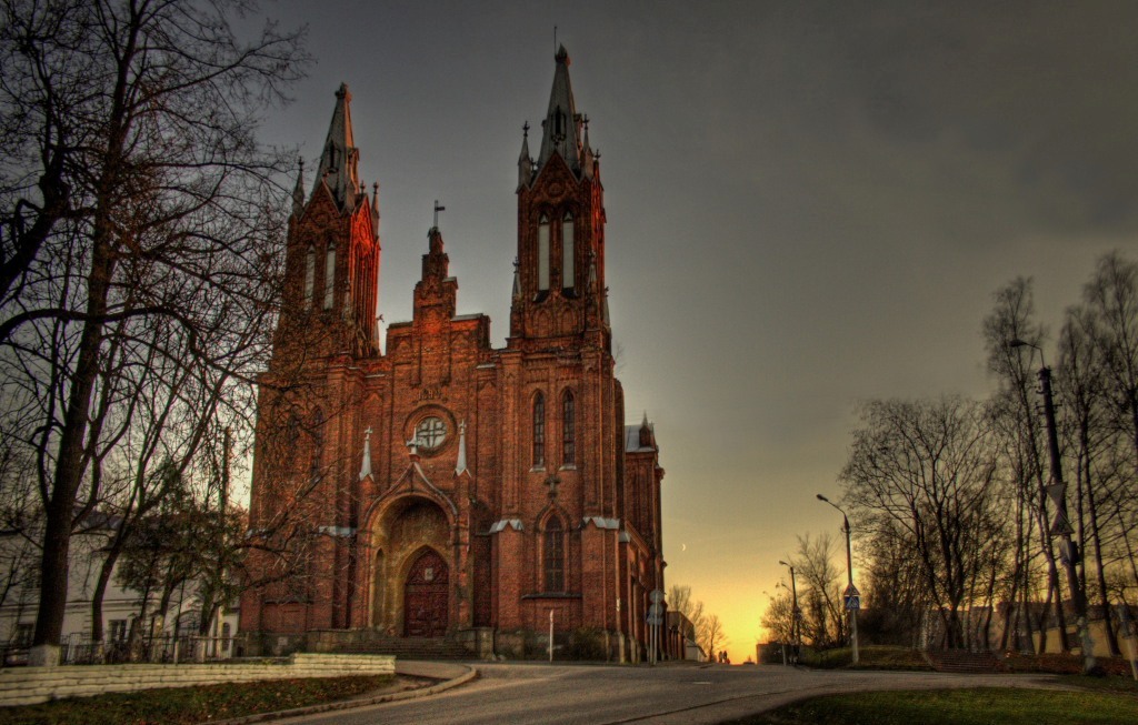 Губернатор Смоленской области сообщил, что Римско-католический костёл будет переделан под филармонию