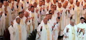 Папа — епископам Франции: откройте пути надежды и милосердия