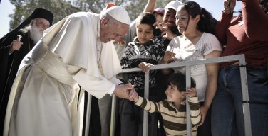 Папа: политики должны держать ответ за свои действия, которые сказываются на самых бедных