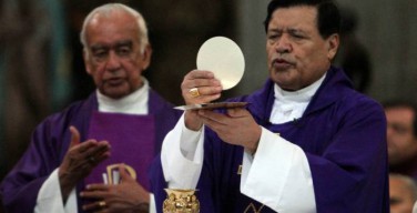 Архиепископ Мехико помолился за смягчение сердца Дональда Трампа