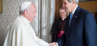 Папа Франциск встретился с госсекретарем США Джоном Керри