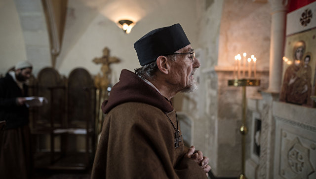 Сирийский епископ собрал пожертвования для выкупа из плена ИГИЛ 200 христиан