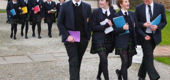 Многие британские школы внедряют игровое изучение основ христианства