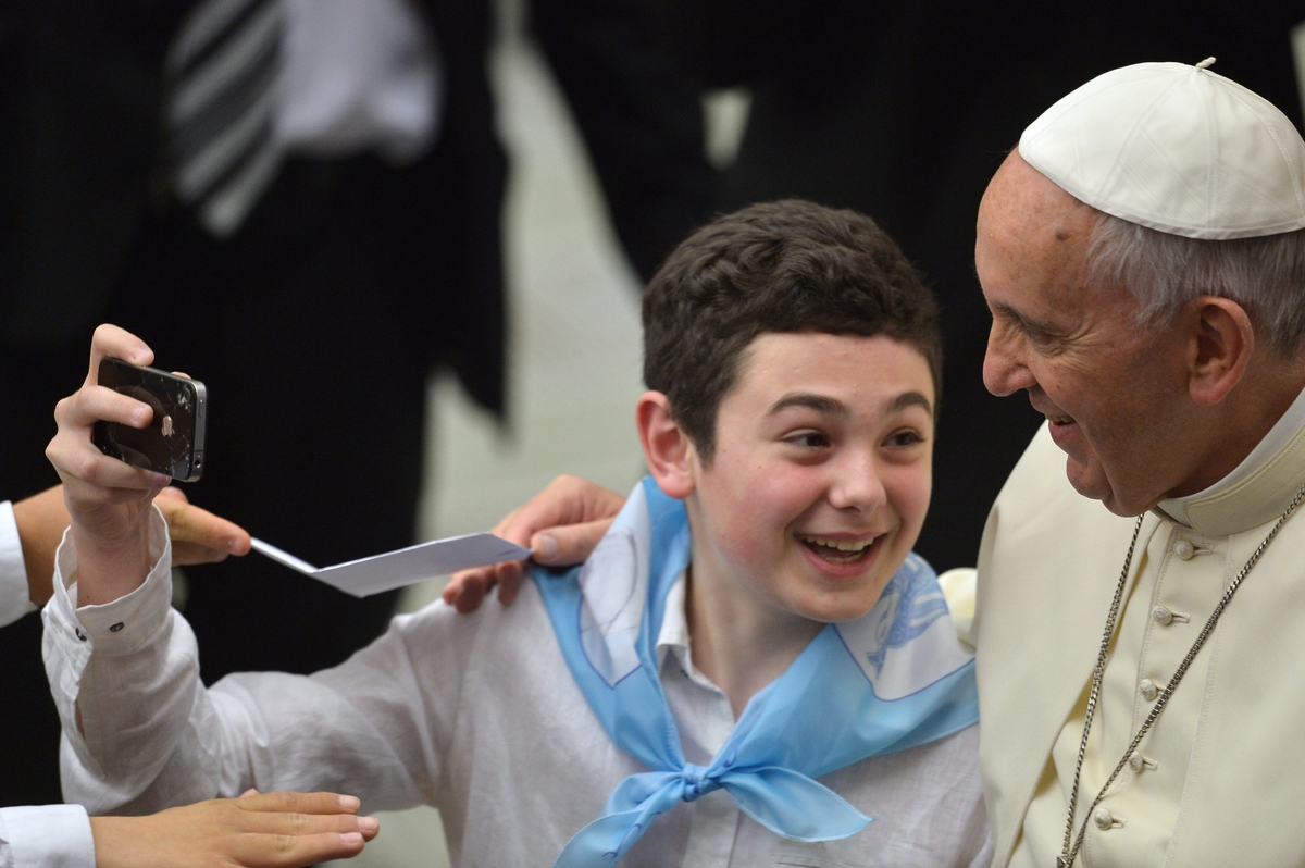 Папа — итальянским детям: заражайте мир радостью Божьей любви