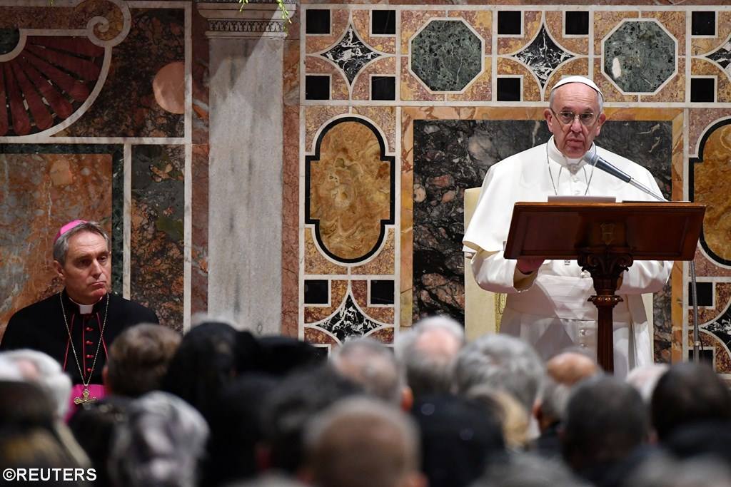 Папа Франциск призвал начать серьезные переговоры по урегулированию в Сирии