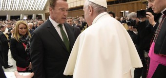Папу Франциска поприветствовал Арнольд Шварценеггер (ФОТО)