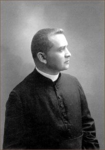 Священник Юргис Матулайтис