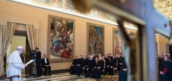 Папа — отцам-марианам: Церковь должна быть ближе к простым людям