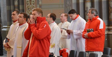 Священники из Португалии в третий раз подряд стали чемпионами по мини-футболу среди католических священников Европы