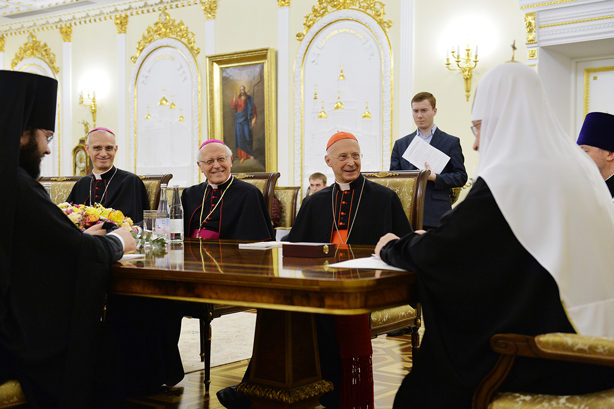 Патриарх Кирилл встретился с представителями Римско-Католической Церкви в Италии