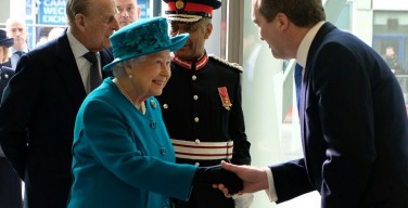 Королева Елизавета II открыла в Лондоне Центр защиты от хакеров