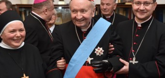 Кардинал Яворский удостоен высшей награды Польского государства