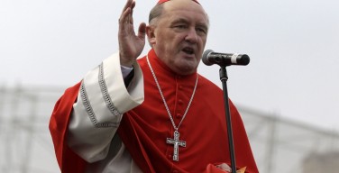 Кардинал Ныч призвал Польшу принимать беженцев