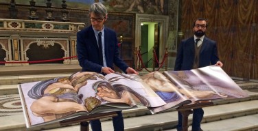 В Ватикане издан уникальный трехтомник с фресками Сикстинской капеллы