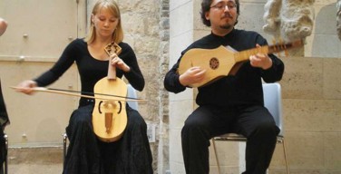 Музыкальные инструменты средневековой Европы впервые прозвучат в Успенском соборе Кремля