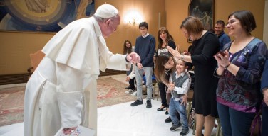Папа Франциск встретился с юными героями документального фильма «Дети из ?Бамбино Джезу?»