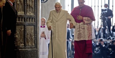 Папе Бенедикту XVI — 90 лет: свидетельство монс. Генсвайна