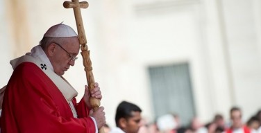 Папа соболезнует в связи с терактами в Швеции и Египте