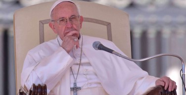 Папа Франциск вверил Божьему милосердию жертв теракта в Санкт-Петербурге