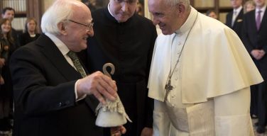 Папа встретился с президентом Ирландии