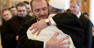 Папа выразил близость христианам восточных Церквей, страдающим от насилия