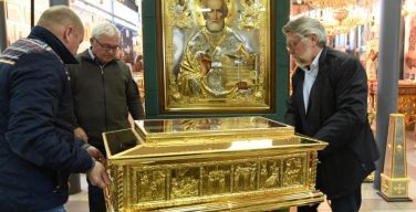 В канун принесения в Москву из Италии мощей Св. Николая Патриарх Кирилл напоминает о важности единства христиан