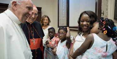 Папа одобрил кампанию по новому миграционному закону