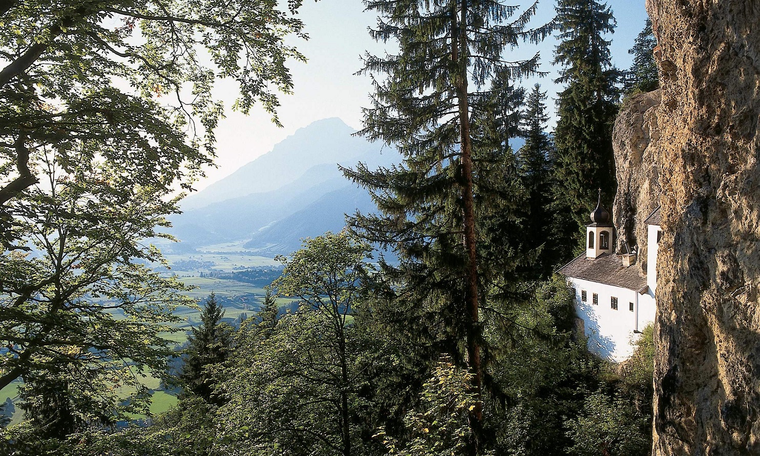 Скит в австрийском высокогорье нашел отшельника по объявлению