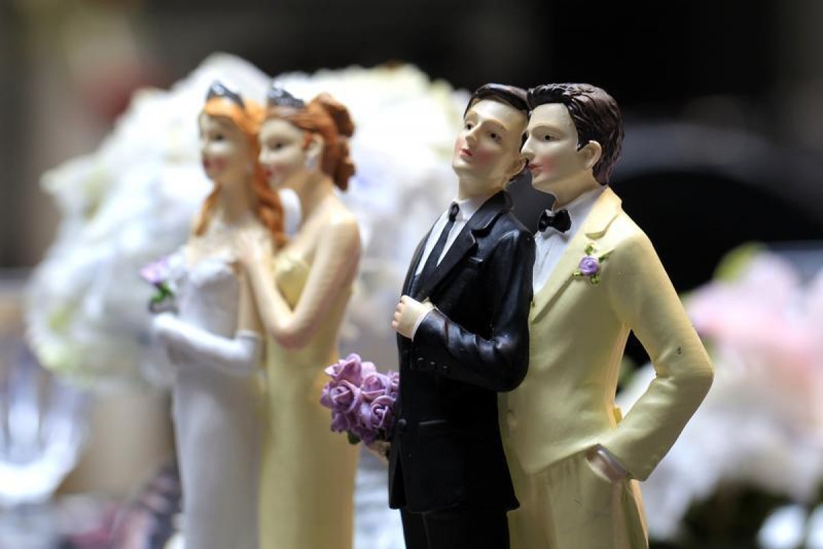 Синод Шотландской епископальной церкви разрешил венчать однополые пары