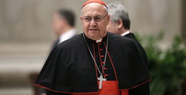Кардинал Леонардо Сандри посетит Украину
