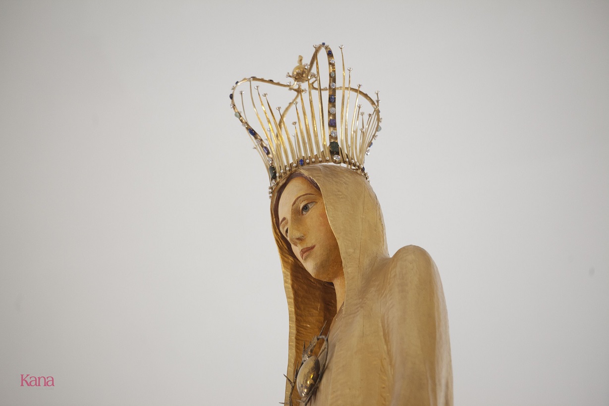 В Иркутске короновали статую Фатимской Божьей Матери
