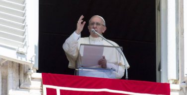Папа Франциск: Боже, избавь мир от бесчеловечного насилия терроризма