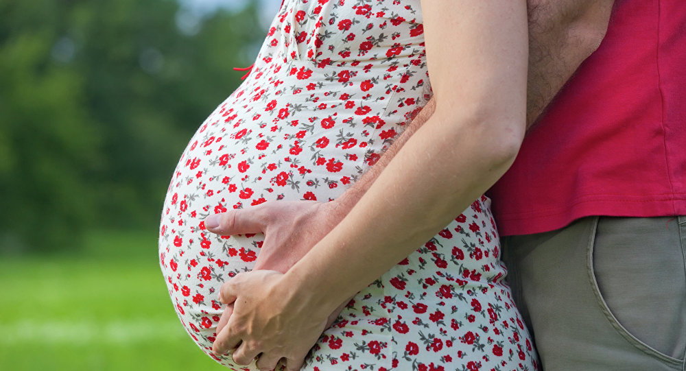 Times: Великобритания призвала ООН ввести термин «беременные люди» ради трансгендеров