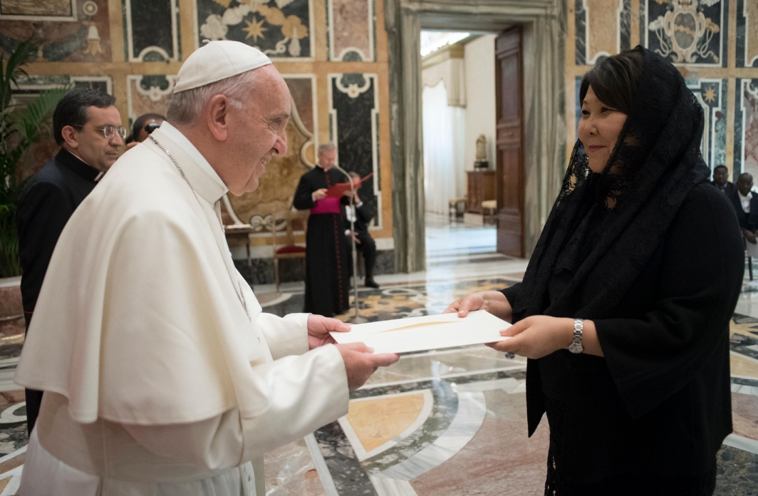 В Казахстане отмечается 25-летний юбилей дипломатических отношений с Ватиканом