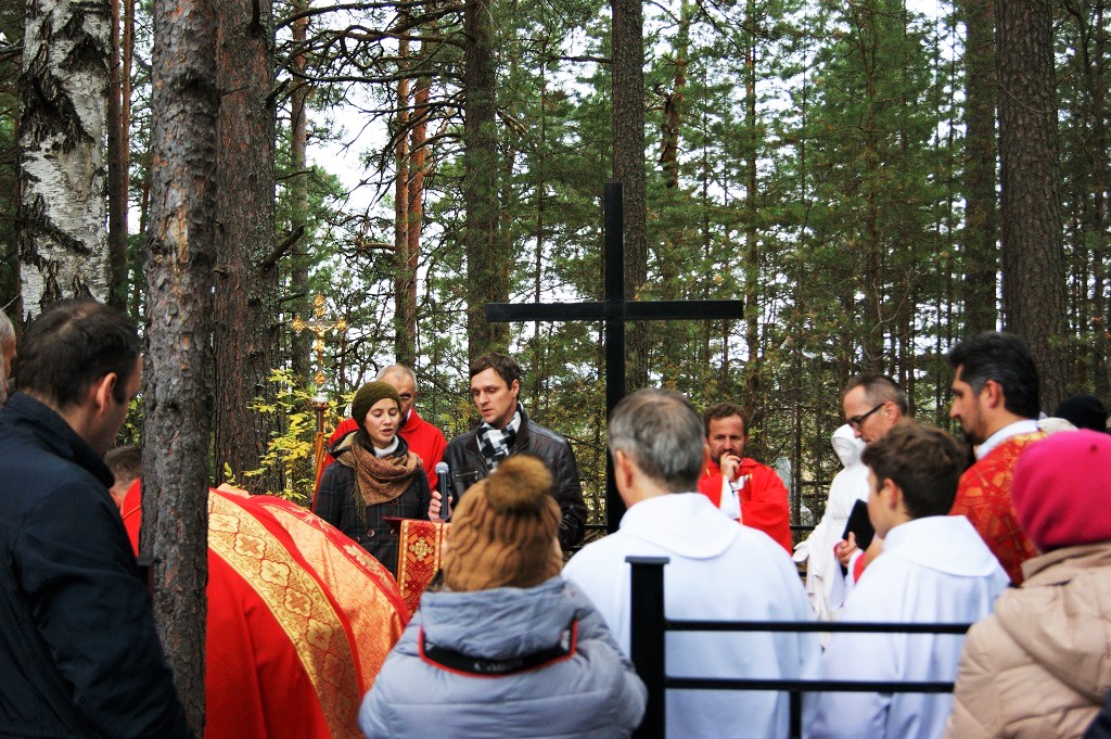 Традиционное паломничество в Харск стало в этом году международным