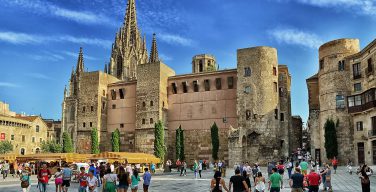 Испания: каталонские епископы призывают к миру и диалогу