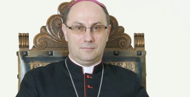 Примас Польши запретил священникам участвовать в демонстрациях против беженцев