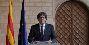 Испания: парламент Каталонии объявляет независимость региона