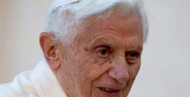 Папа на покое Бенедикт XVI обратился с посланием к участникам научной конференции, посвященной св. Бонавентуре