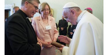 Папа Римский Франциск настаивает на важности постоянного диаконата