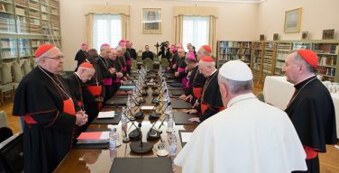 Папа Франциск учредил третью секцию в Госсекретариате Святого Престола