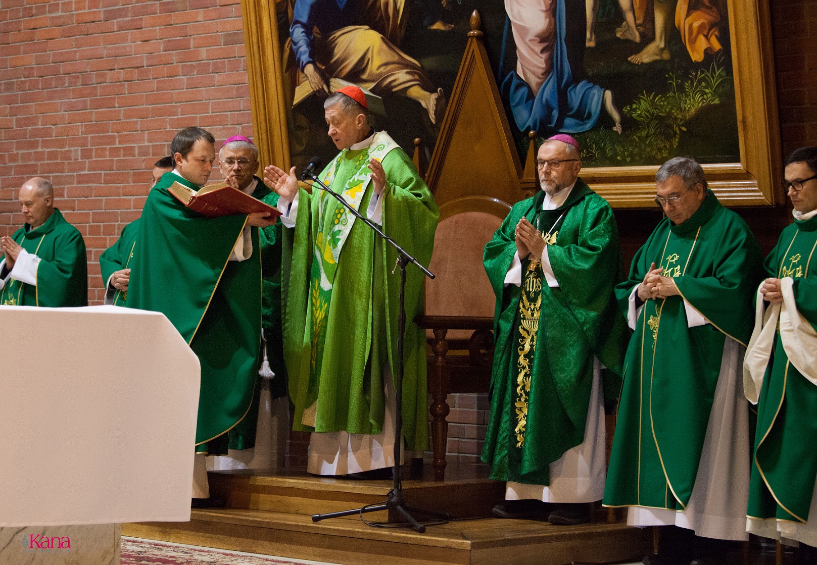 Визит кардинала Блейза Супича в Новосибирск завершился Мессой в Кафедральном соборе