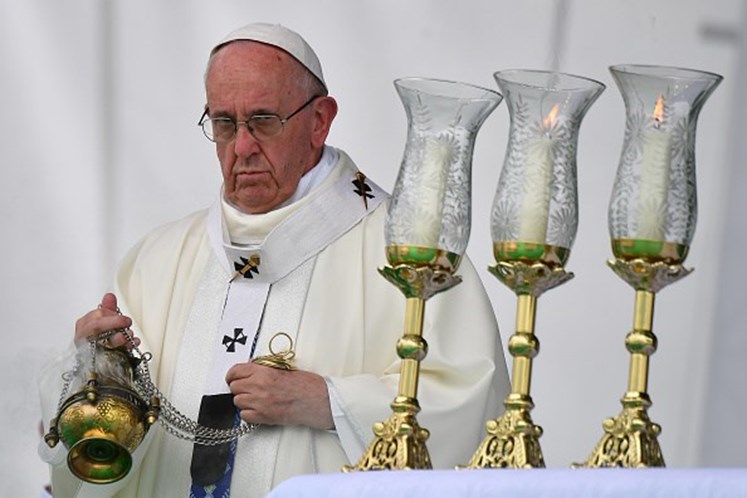 Папа: христиане должны мудро обходить сети коррупции