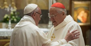 Папа Франциск поздравил кардинала Содано с 90-летием (ФОТО)