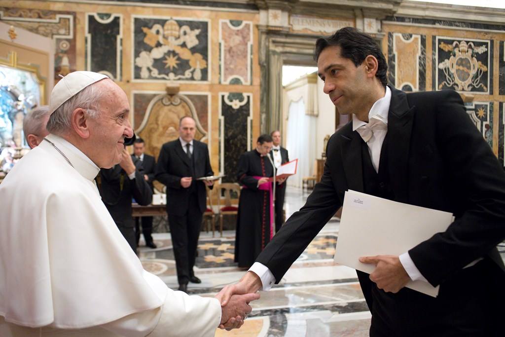 Папа принял на аудиенции новых послов при Святейшем Престоле (ФОТО)