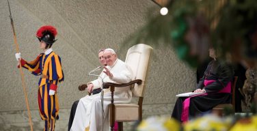 На общей аудиенции Папа объяснил значение начальных обрядов Святой Мессы