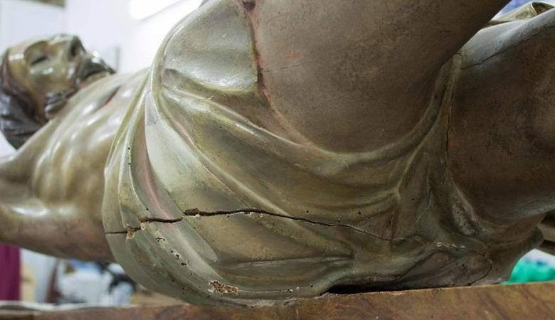 В Испании внутри статуи Христа нашли послание, оставленное 300 лет назад