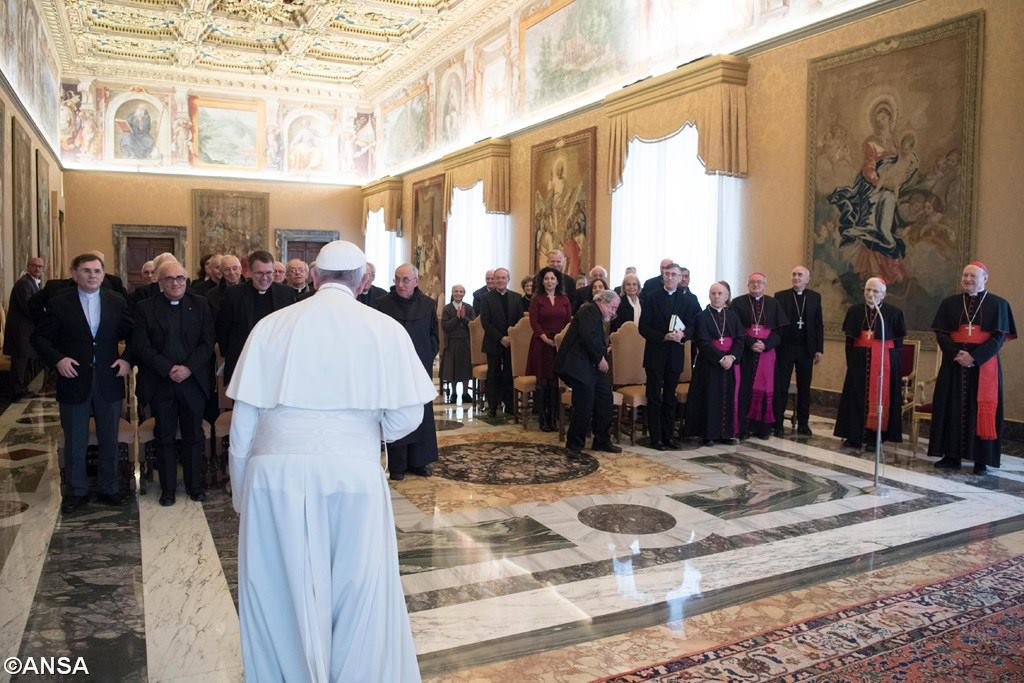 Папа: богословская академия должна быть местом диалога ради возвещения Евангелия