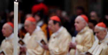 В 2018 г. шесть кардиналов отметят 80-летие, после чего утратят право голоса на возможном конклаве