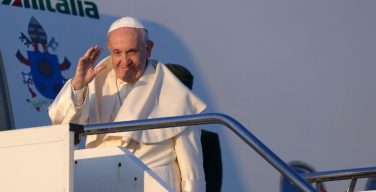 Папа Франциск отправился в Чили